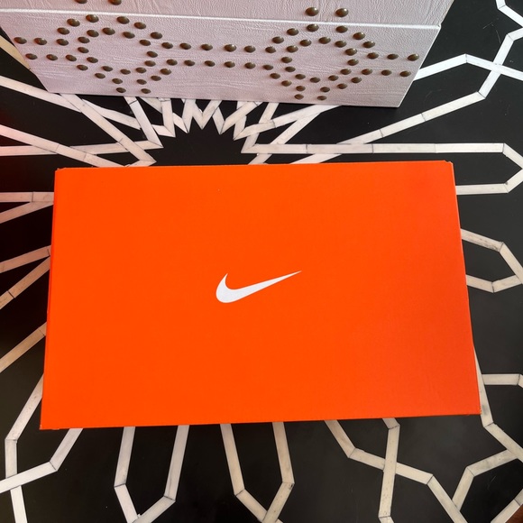 SOLD Nike Air VaporMax 2021 Flyknit Next to Nature Volt Black Neon Green - Picture 14 of 15